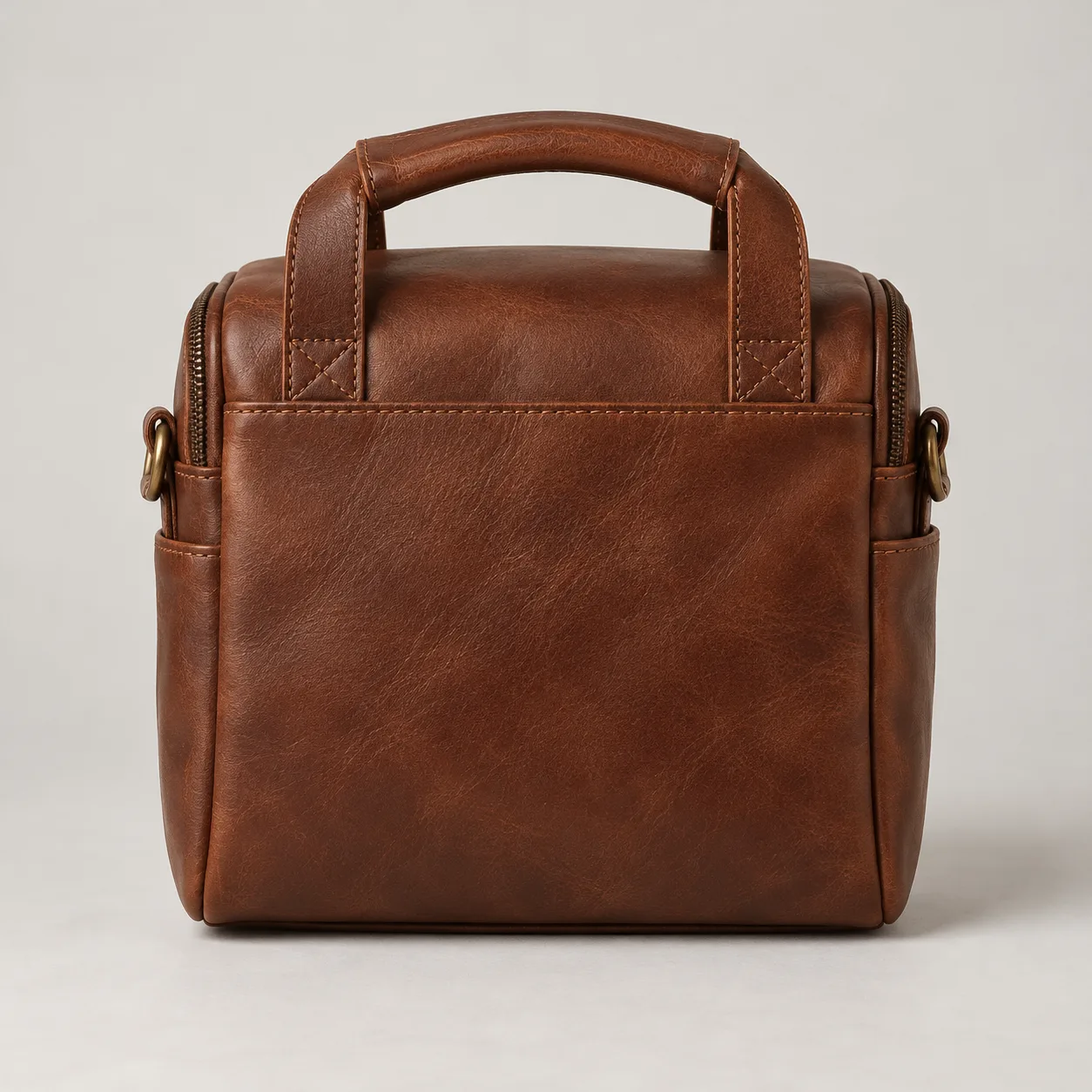 Leather Lunch Bag concept product image — view 2